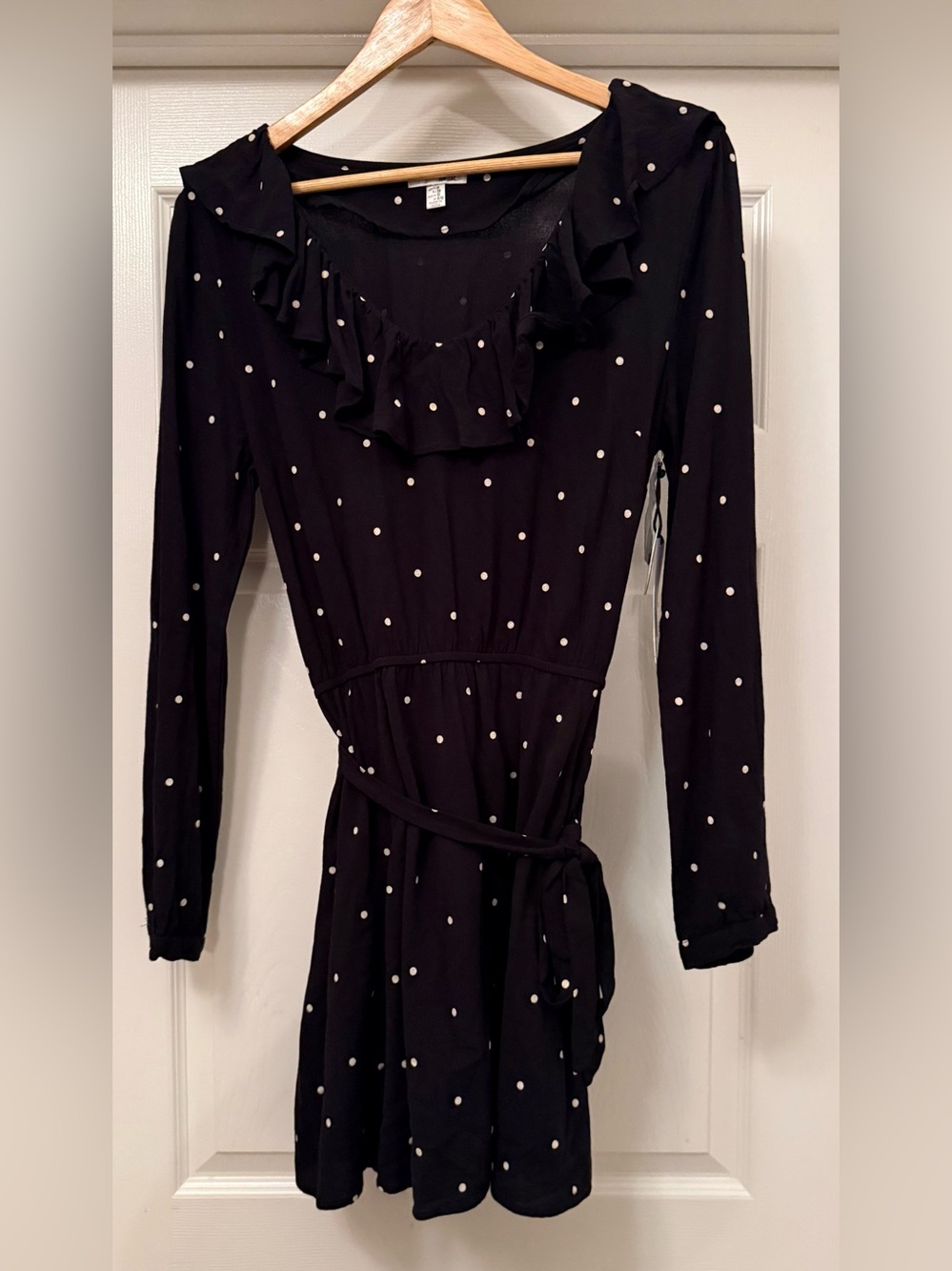 Amuse Society Black Long-Sleeve Polka Dot Ruffle Wrap Dress Size Medium Summer